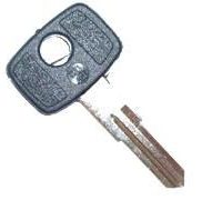 ΚΛΕΙΔΙ ΑΠΛΟ ΜΕ ΠΛΑΣΤΙΚΟ ΚΕΦΑΛΙ ΚΑΙ ΛΑΜΑ HU46P