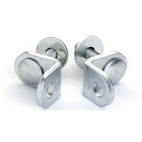 ASSA ABLOY ΑΤΣΑΛΙΝΕΣ ΓΩΝΙΕΣ ΜΕ 4 ΒΙΔΕΣ ΜΕ ΤΕΤΡΑΓΩΝΟ ΚΑΡΕ ΚΑΤΑ ΤΗΣ ΔΙΑΡΡΗΞΗΣ